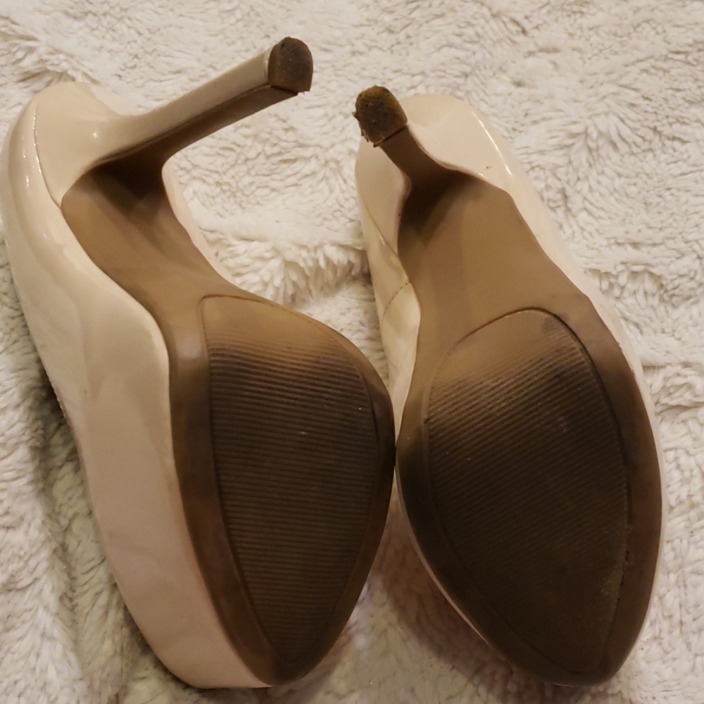 Neutral Pumps - Picture 4 of 5